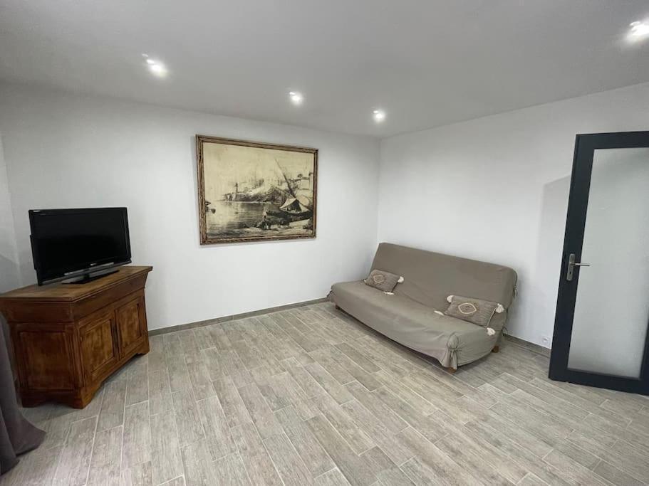 U Secondu Appart Neuf Spacieux Au Calme Aléria Exterior foto